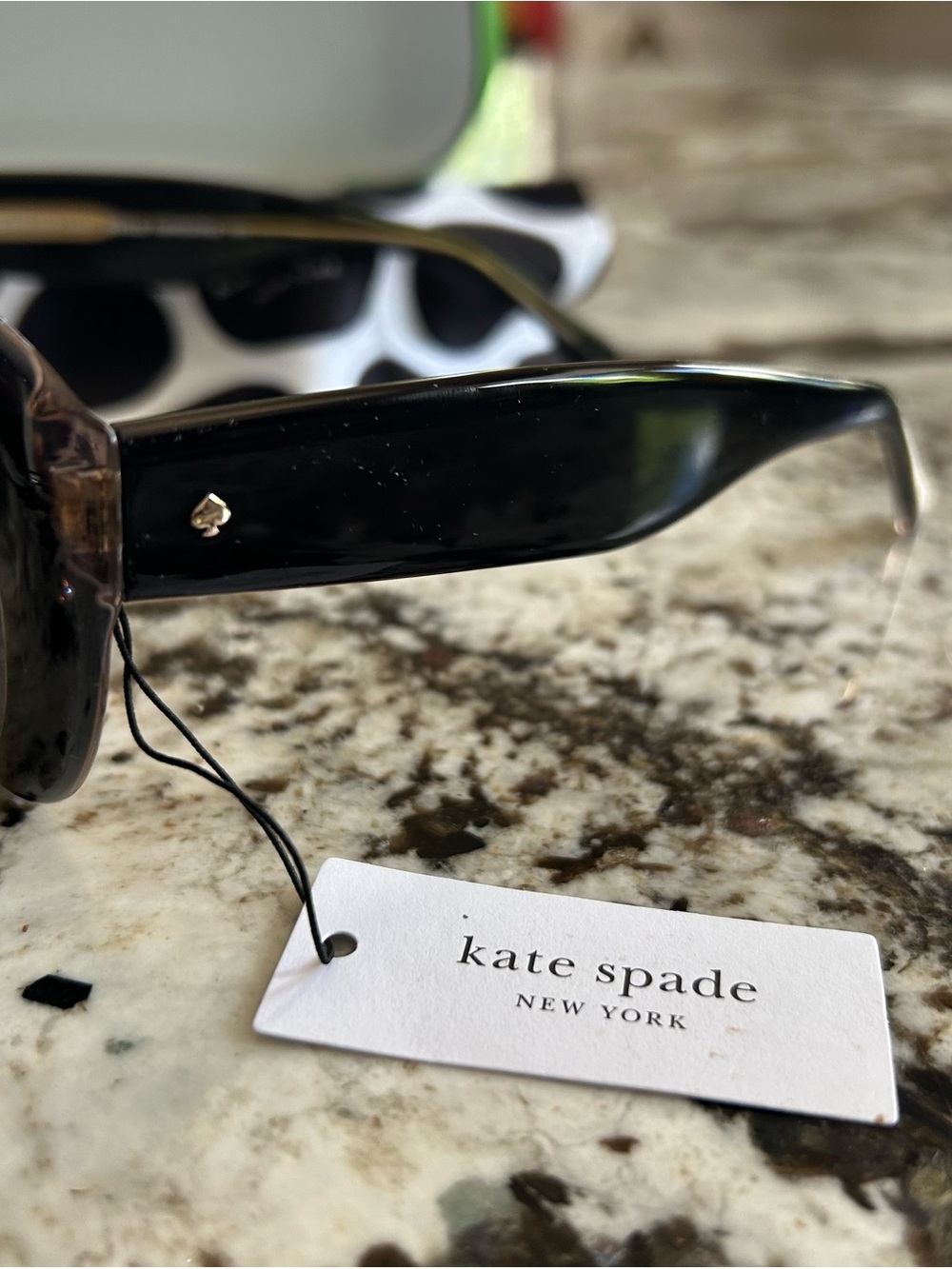 kate spade Black Cat-Eye Sunglasses with Green-Trim Case. Brand new, never worn! - Picture 3 of 9